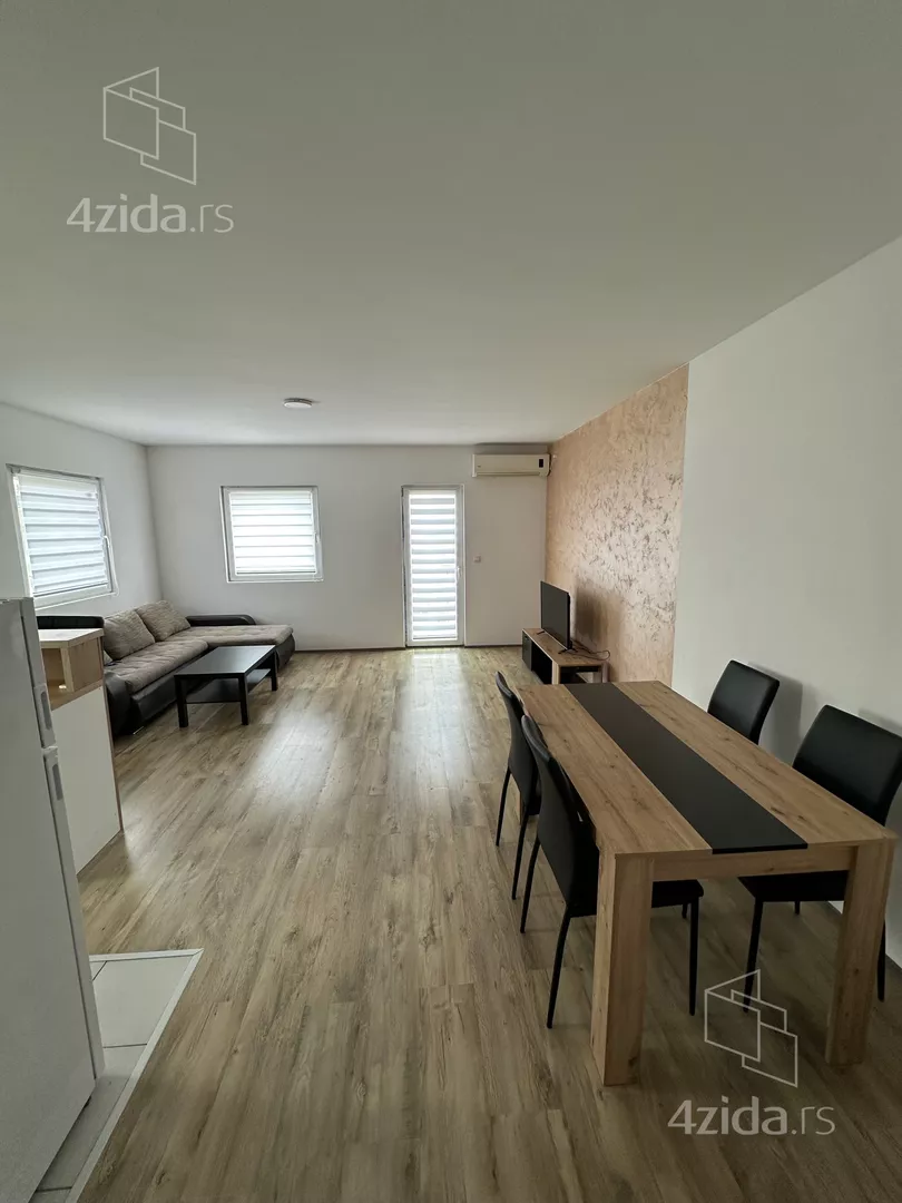 2 sobe stan za izdavanje — Kaluđerica, Grocka opština, Beograd, Branka Miljkovića 24, 47m², 300€