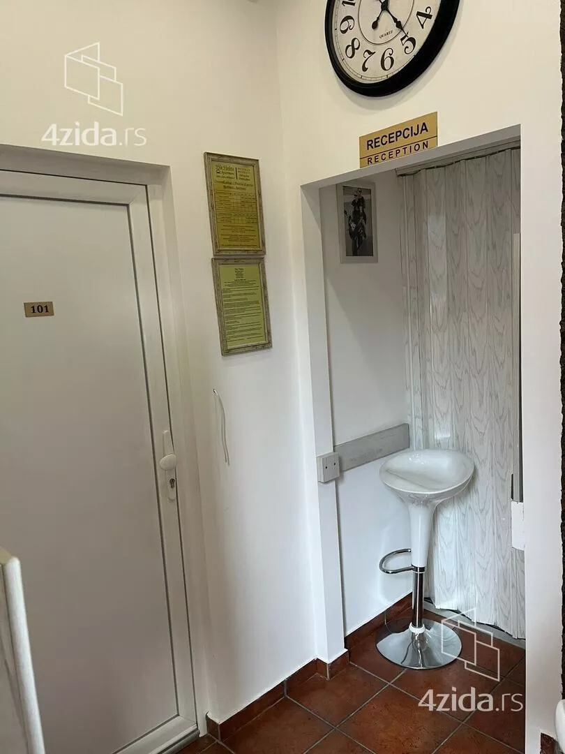 Poslovni prostor | 4zida