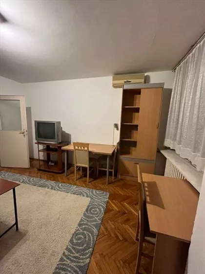 Pariske Komune | 4zida.rs