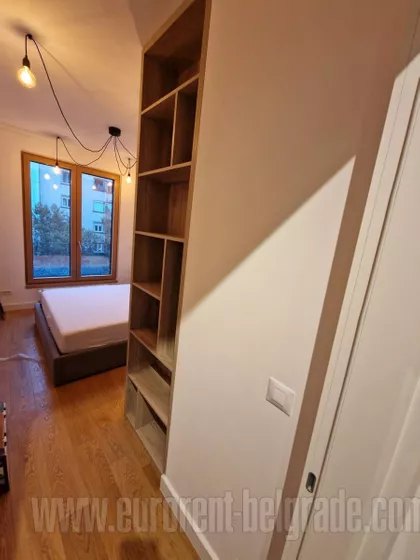 KALENIĆ PIJACA | 4zida.rs