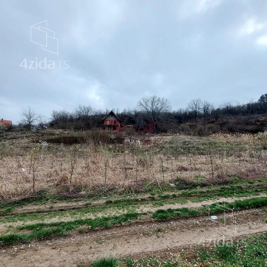 Plac | 4zida