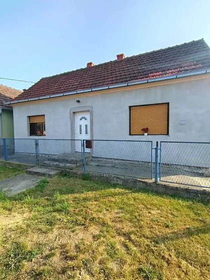 Dobrić | 4zida.rs