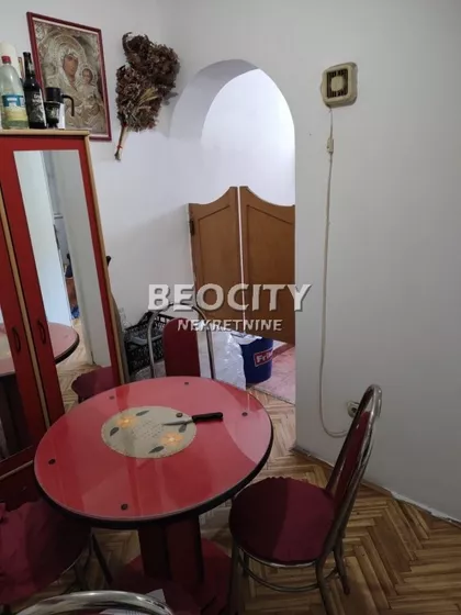 Šumadijska | 4zida.rs