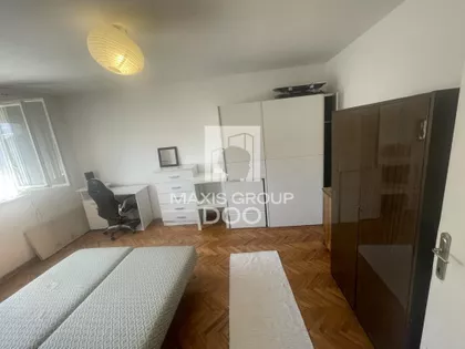 Milana Raspopovića | 4zida.rs