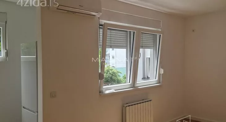 Šestosoban stan | 4zida