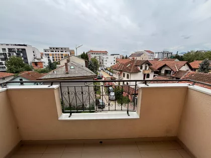 Karađorđeva | 4zida.rs
