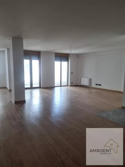 Čubura | 4zida.rs