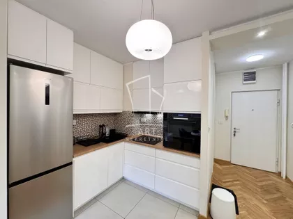 Milorada Šapčanina | 4zida.rs