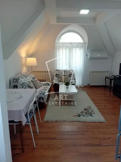 Veziljska | 4zida.rs