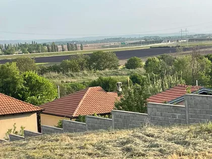Surčin (mesto) | 4zida.rs