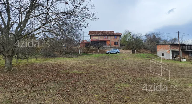 Građevinsko zemljište | 4zida