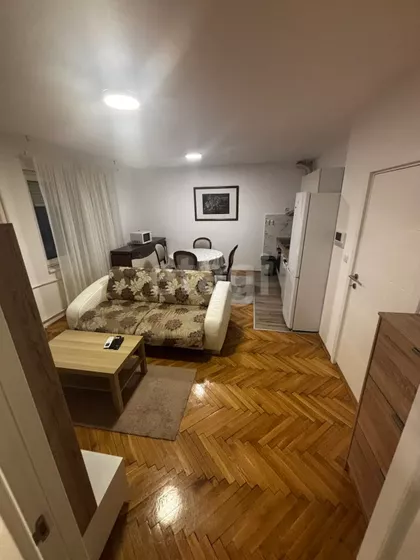 Admirala Vukovića | 4zida.rs