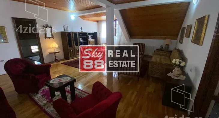 Šestosoban stan | 4zida