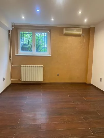 Kalenić pijaca | 4zida.rs