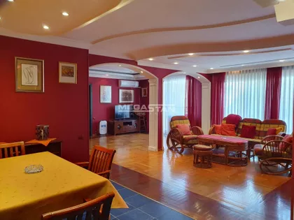 Garibaldijeva | 4zida.rs