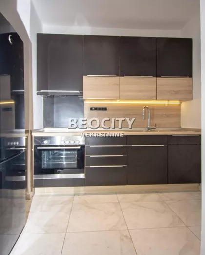 Hram Svetog Save | 4zida.rs