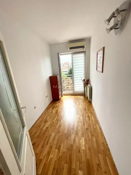 Južni Bulevar | 4zida.rs