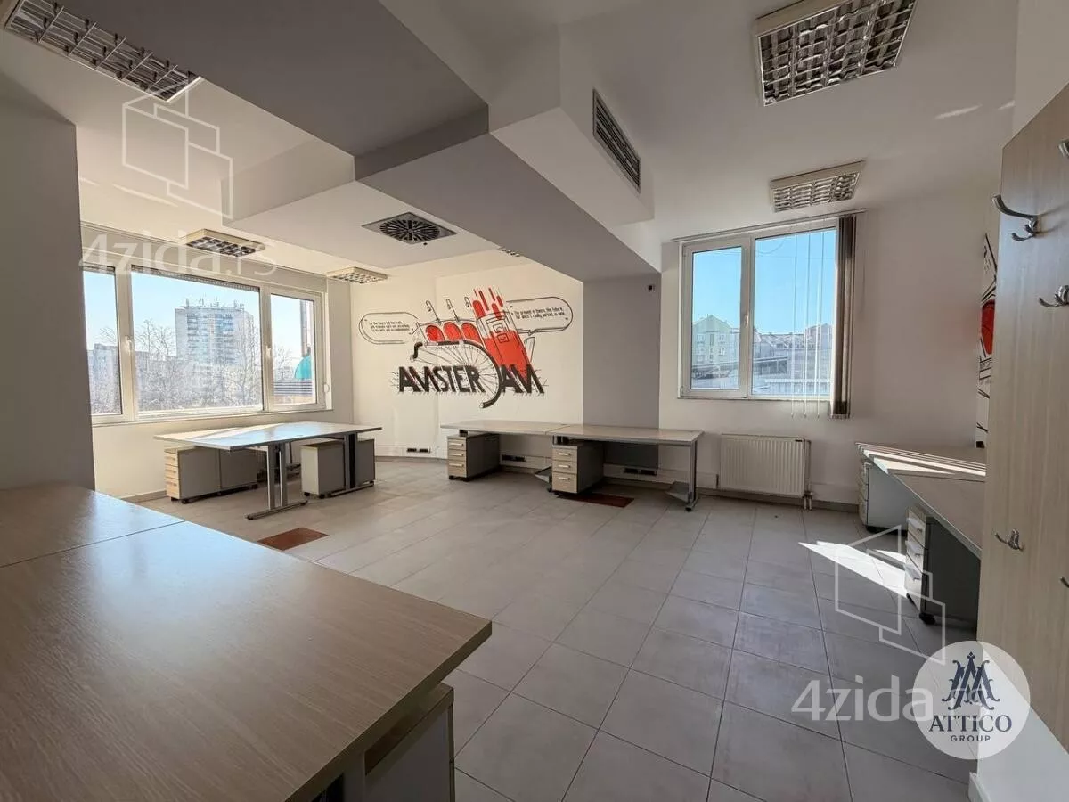 Poslovni prostor | 4zida