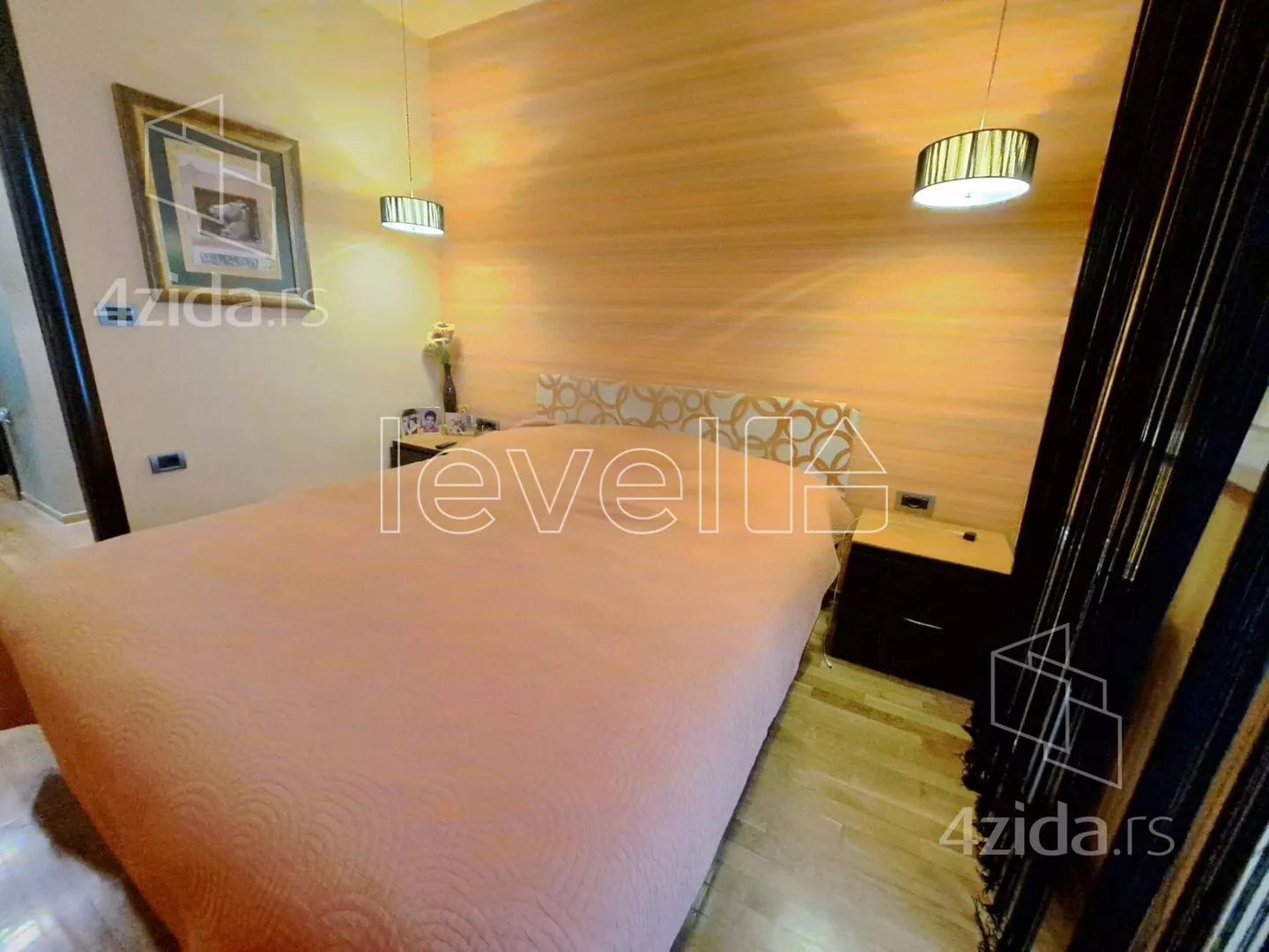 Petosoban stan | 4zida