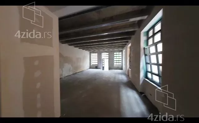 Lokal | 4zida