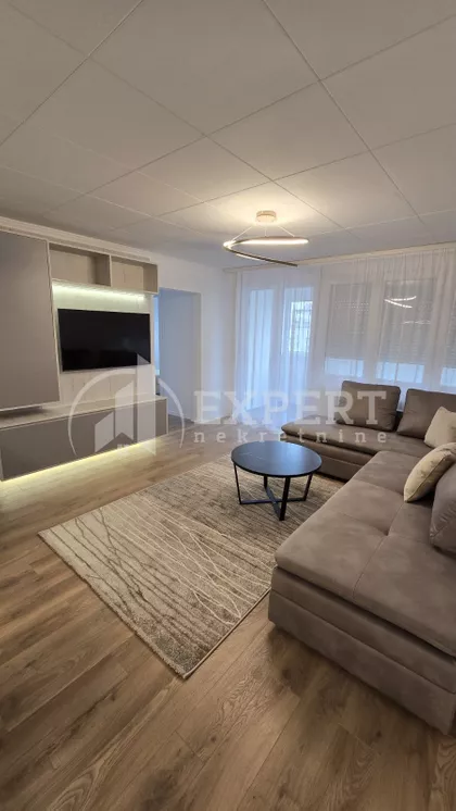 Bulevar Nemanjića | 4zida.rs