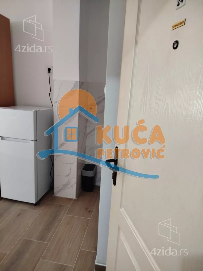 Garsonjera | 4zida