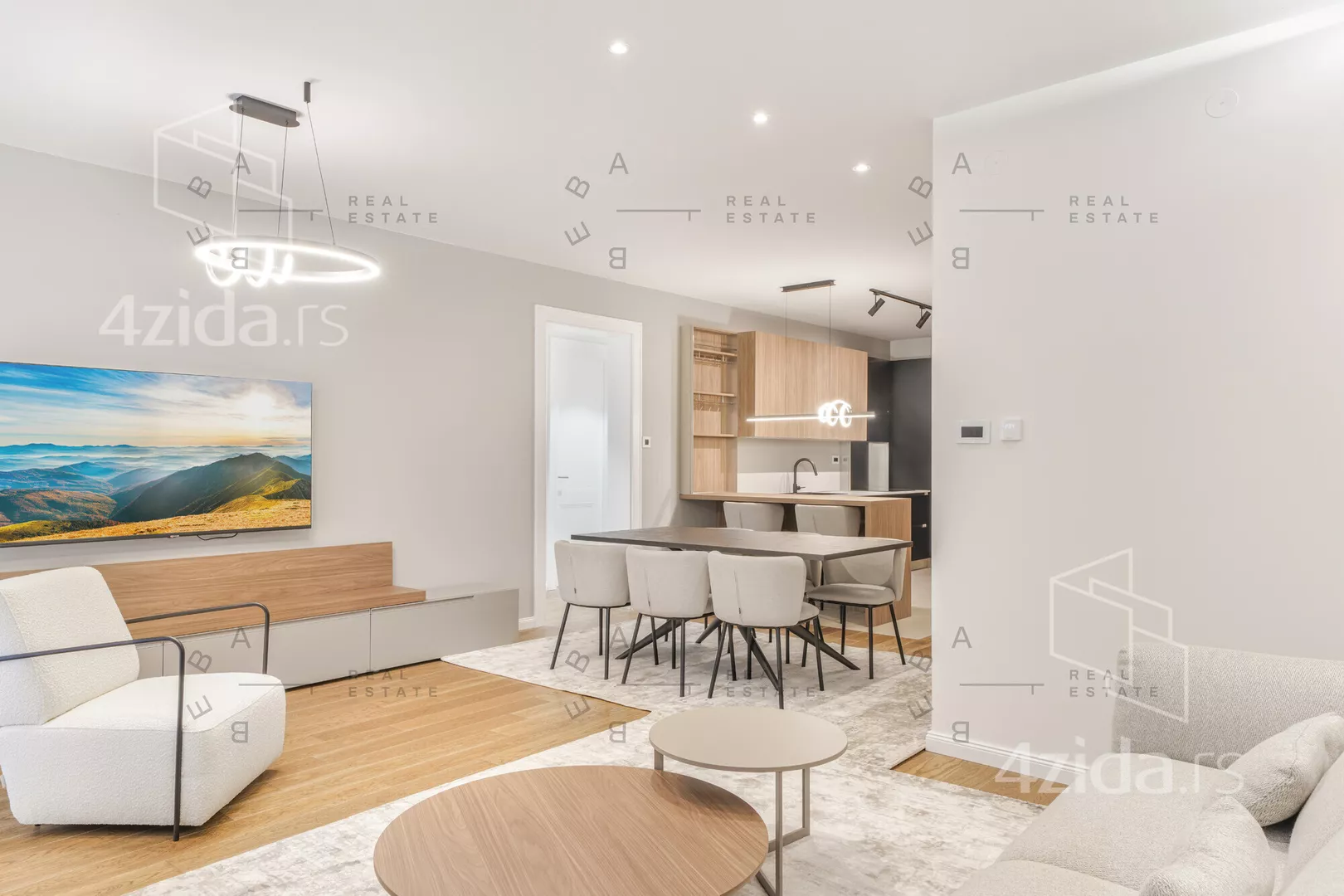 Četvorosoban stan | 4zida