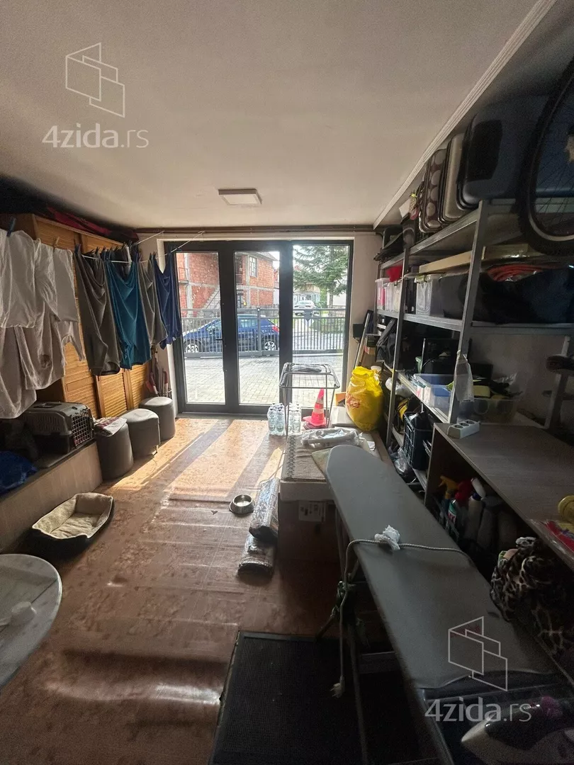 3-etažna kuća | 4zida