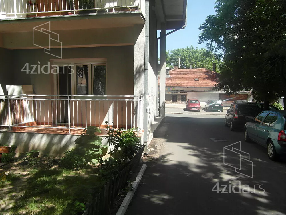 Jednosoban stan | 4zida