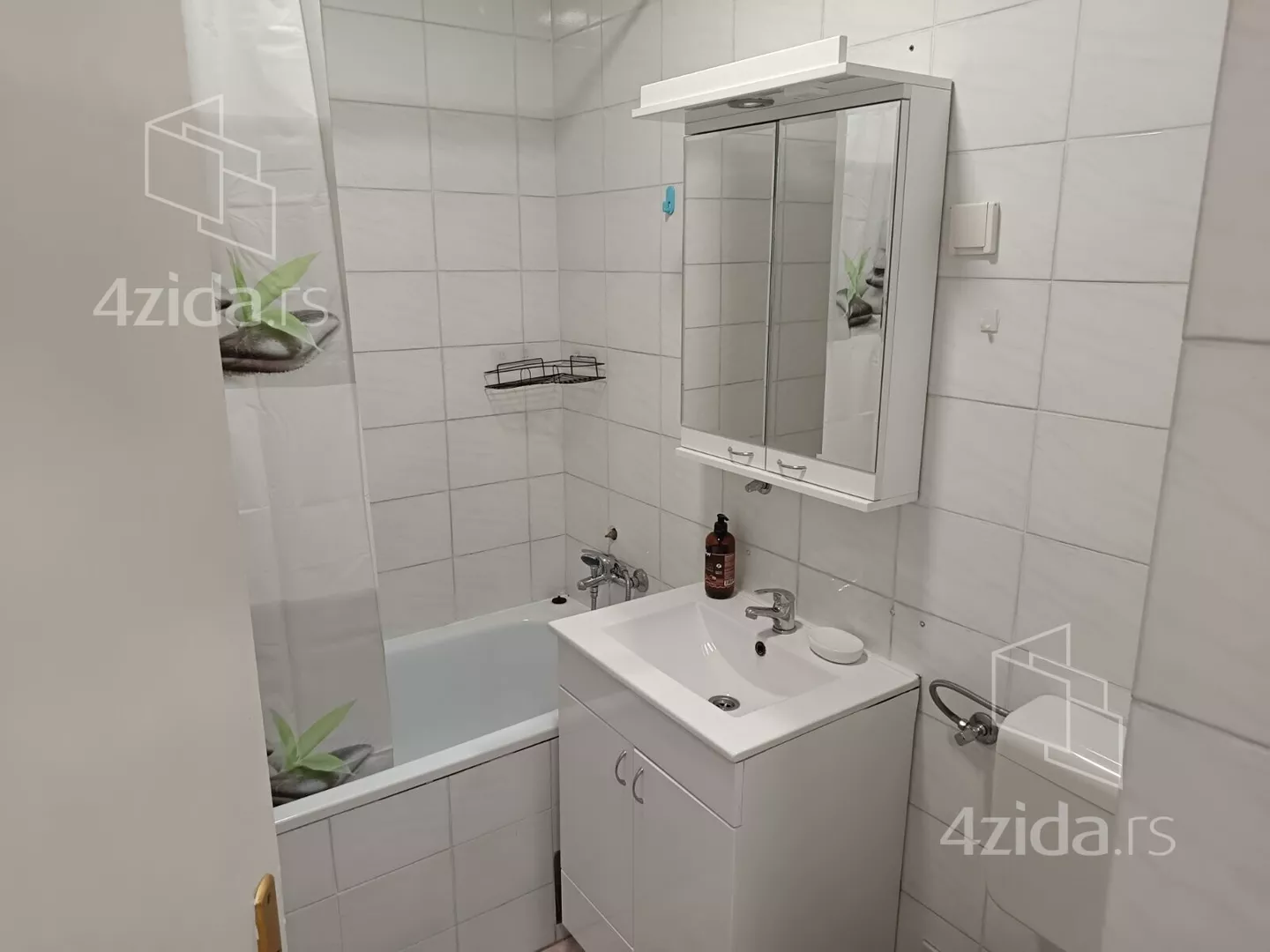 Garsonjera | 4zida