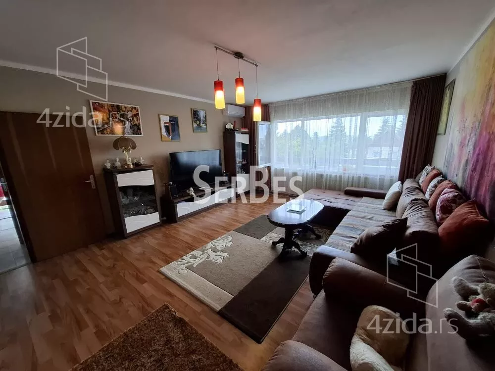 3-etažna kuća | 4zida