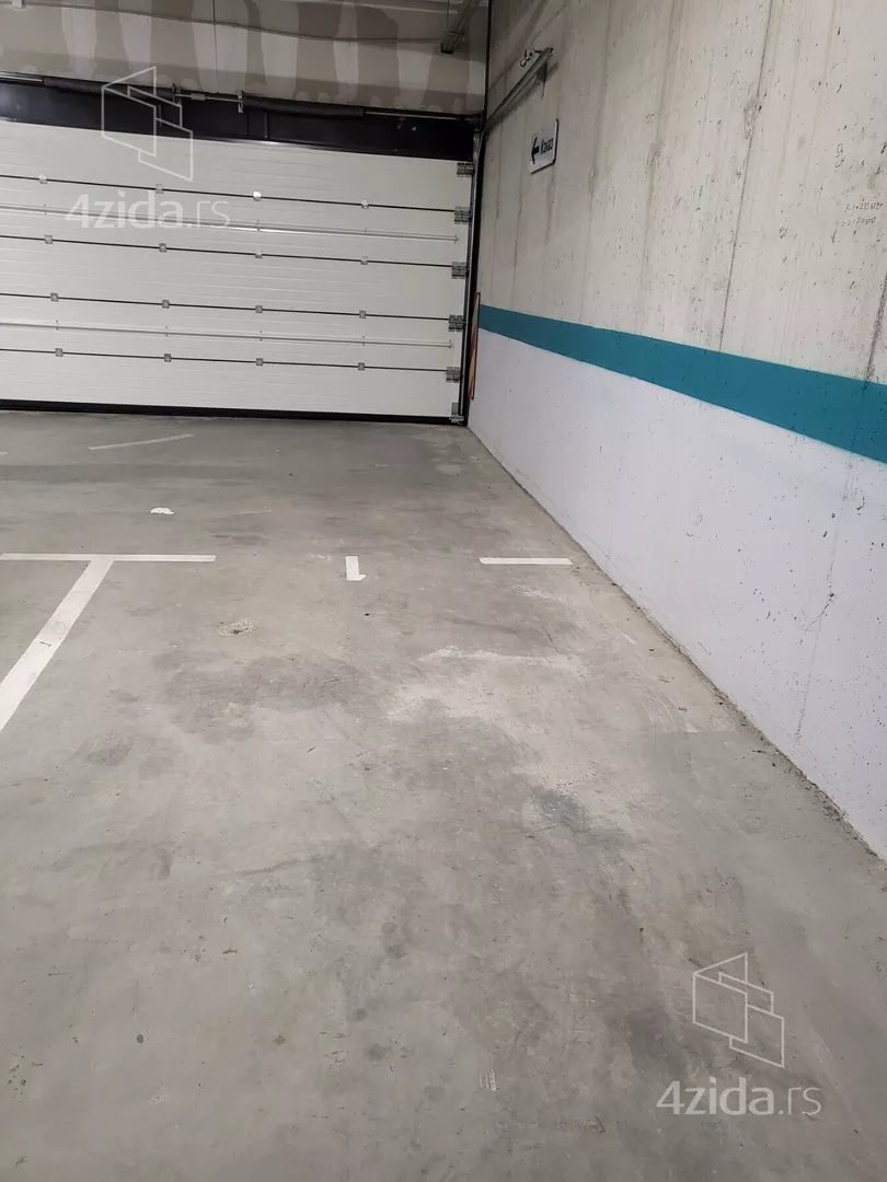 Garaža | 4zida