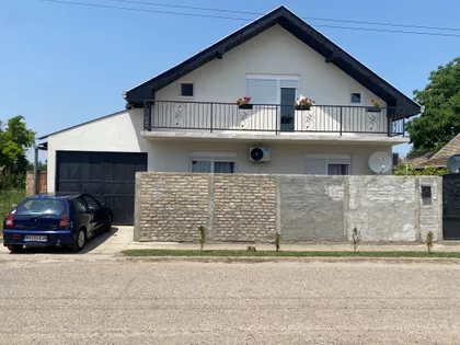 Lovćenac | 4zida.rs