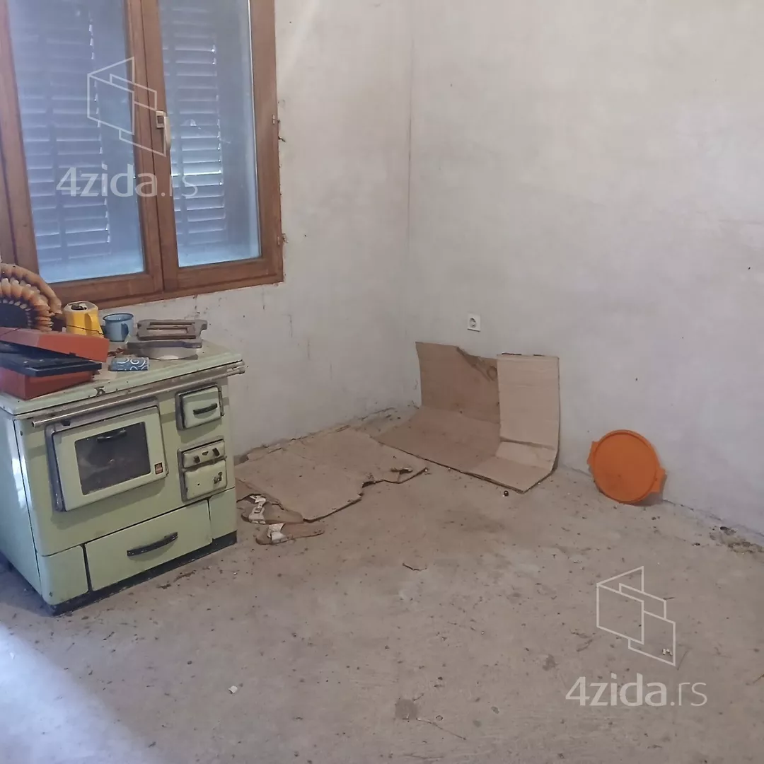 3-etažna kuća | 4zida