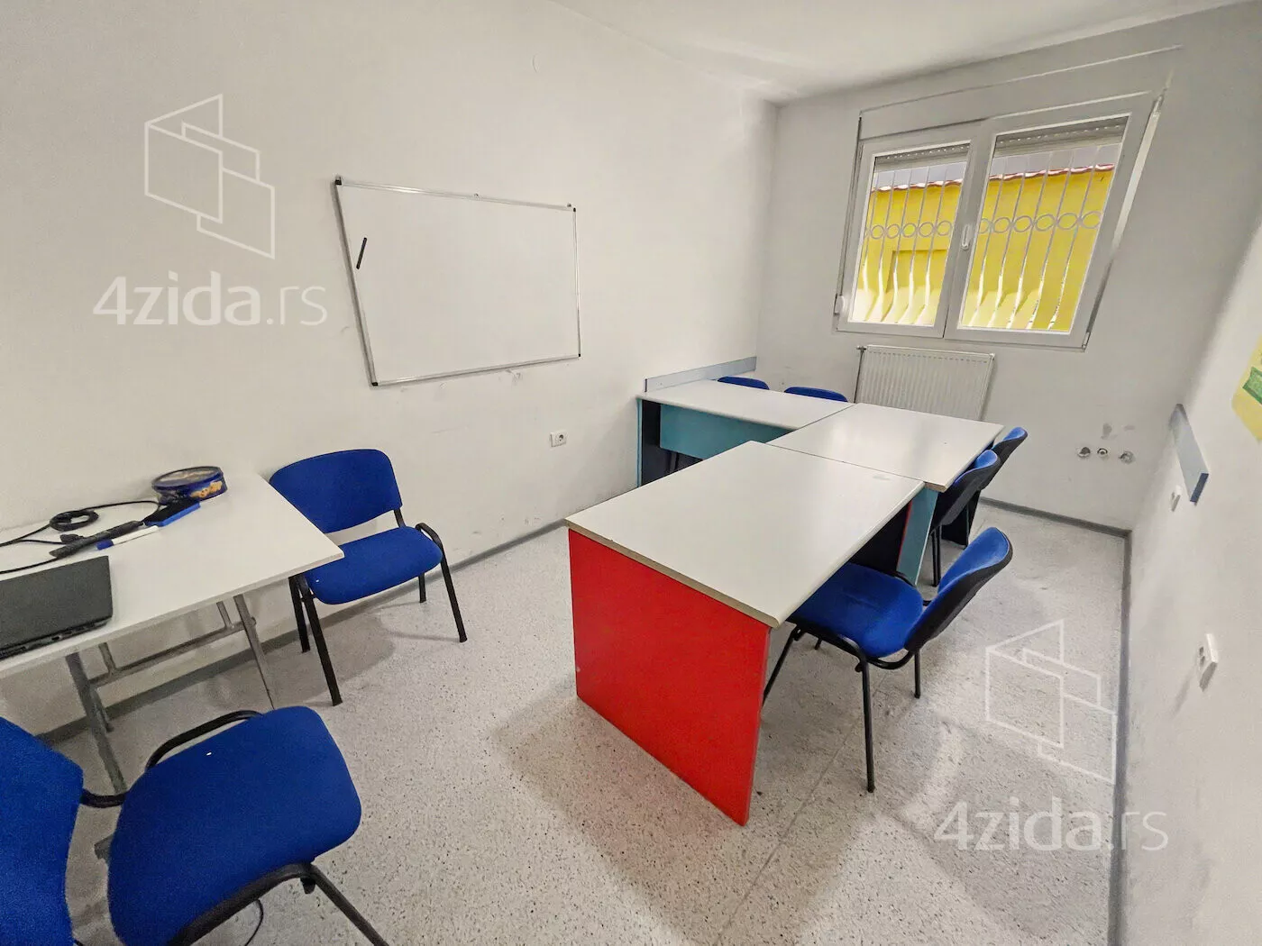 Poslovni prostor | 4zida