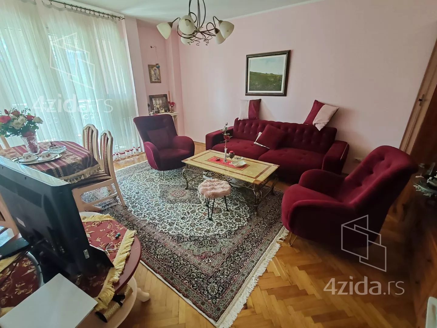 Troiposoban stan | 4zida