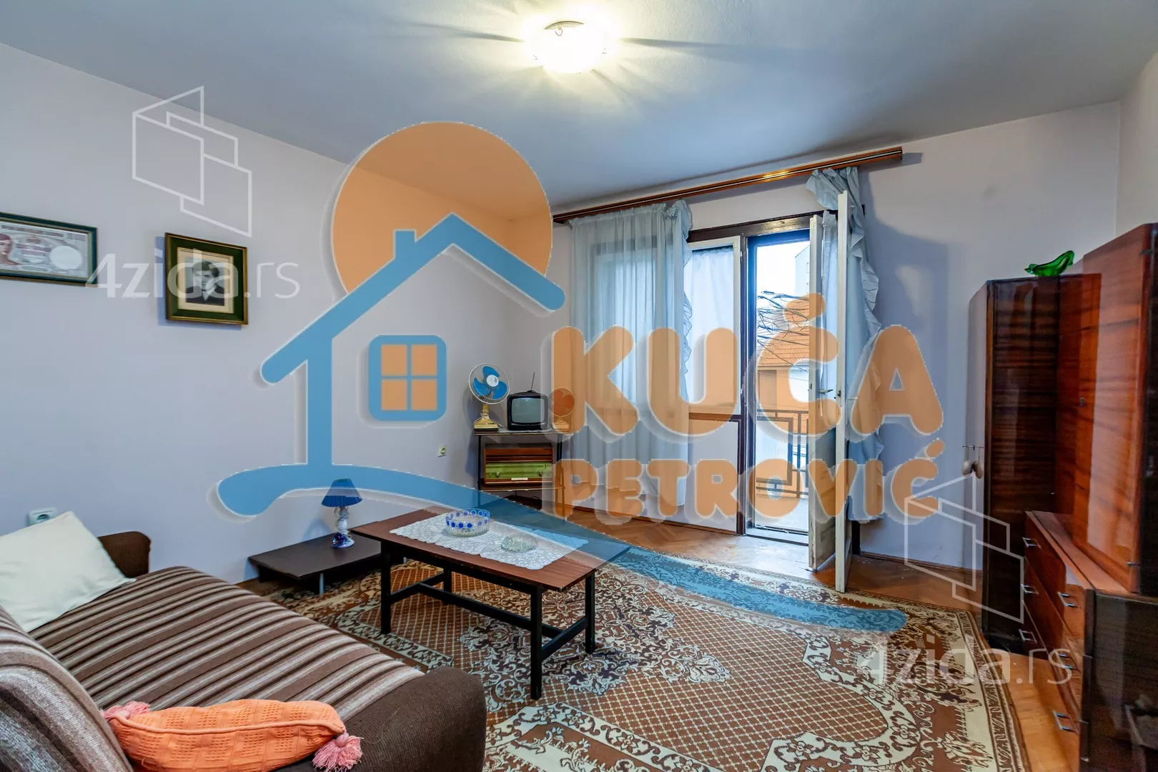 Troiposoban stan | 4zida