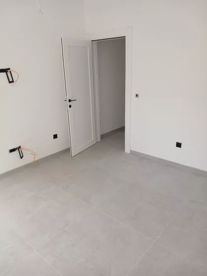 Zmaj Jovina | 4zida.rs