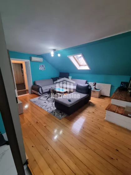 Kralja Radoslava | 4zida.rs