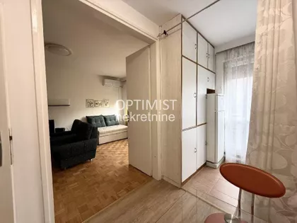 Kraljevačka | 4zida.rs