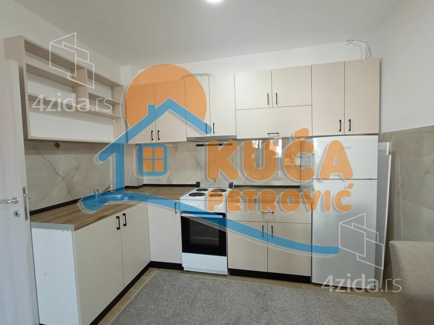 Jednoiposoban stan | 4zida