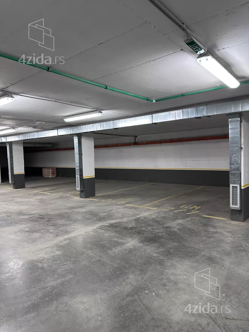 Garaža | 4zida