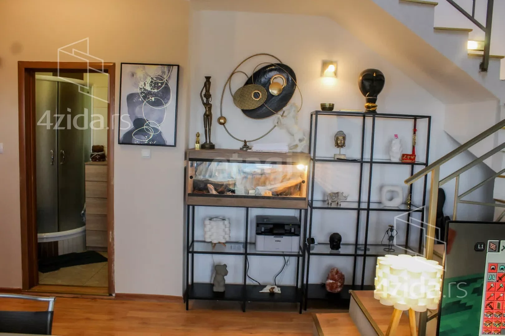 Dvoiposoban stan | 4zida