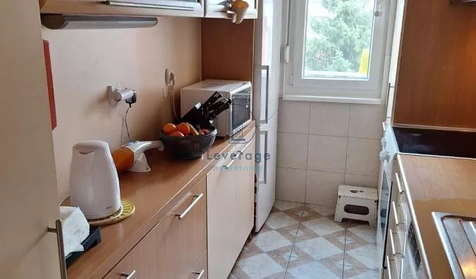 Četvoroiposoban stan | 4zida