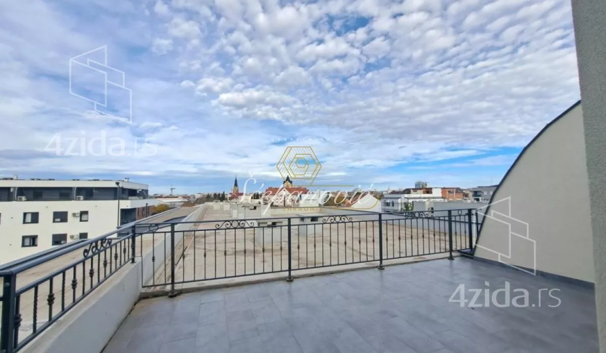 Šestosoban stan | 4zida