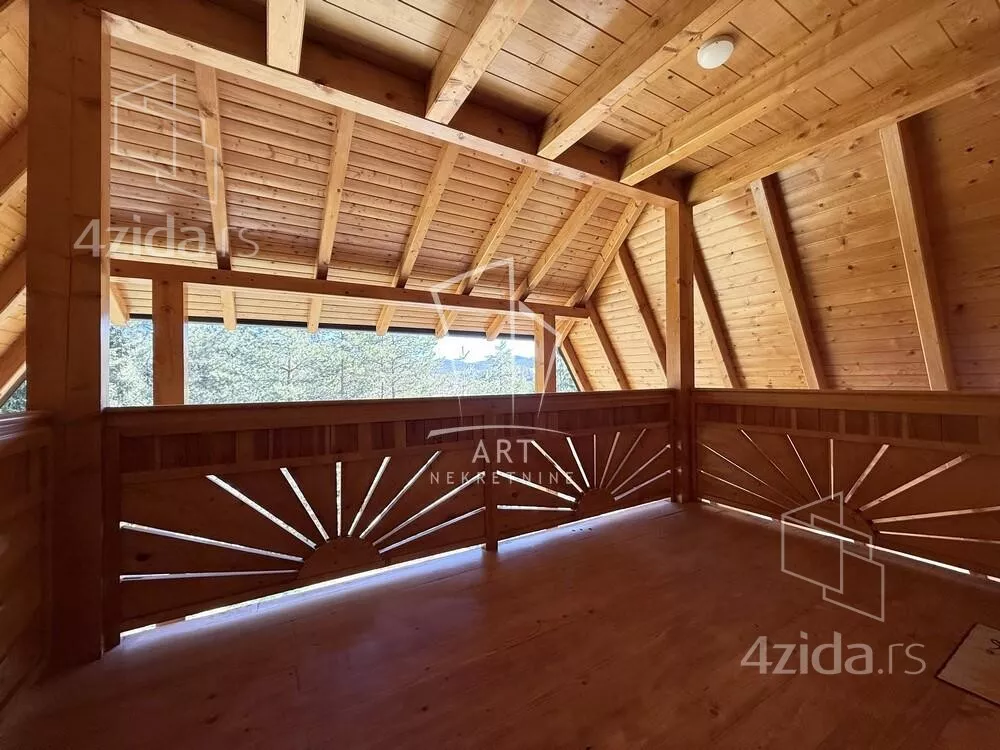 3-etažna kuća | 4zida