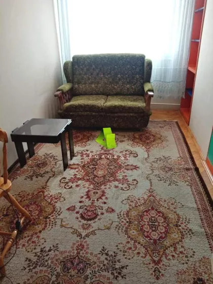 Dom Zdravlja | 4zida.rs