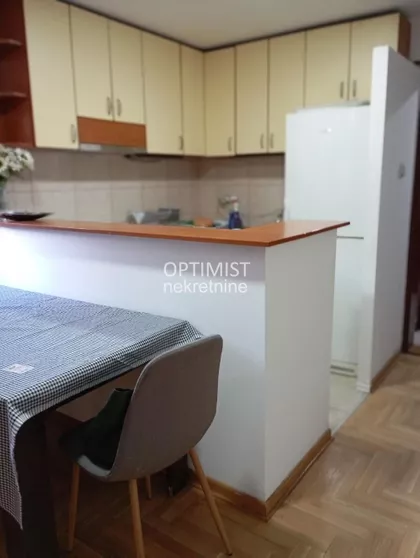 Kačićeva | 4zida.rs