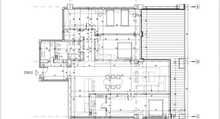 Četvorosoban stan | 4zida