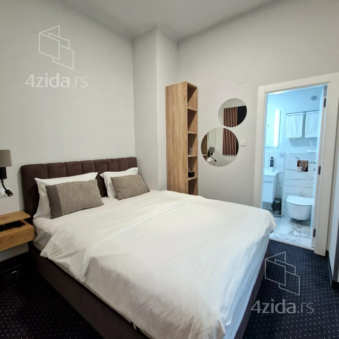 Devetosoban stan | 4zida